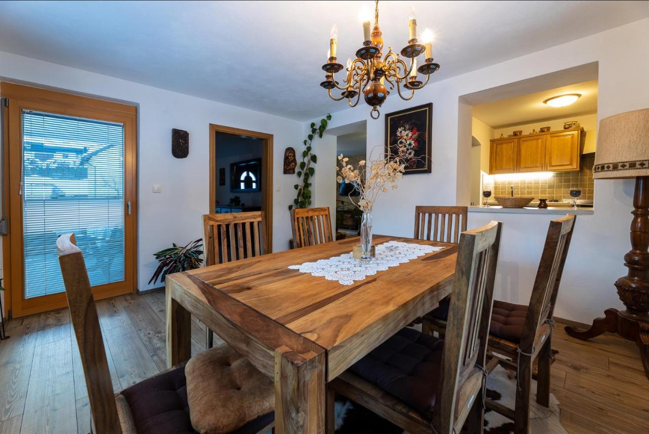 Apartma Lana Mojstrana Εξωτερικό φωτογραφία