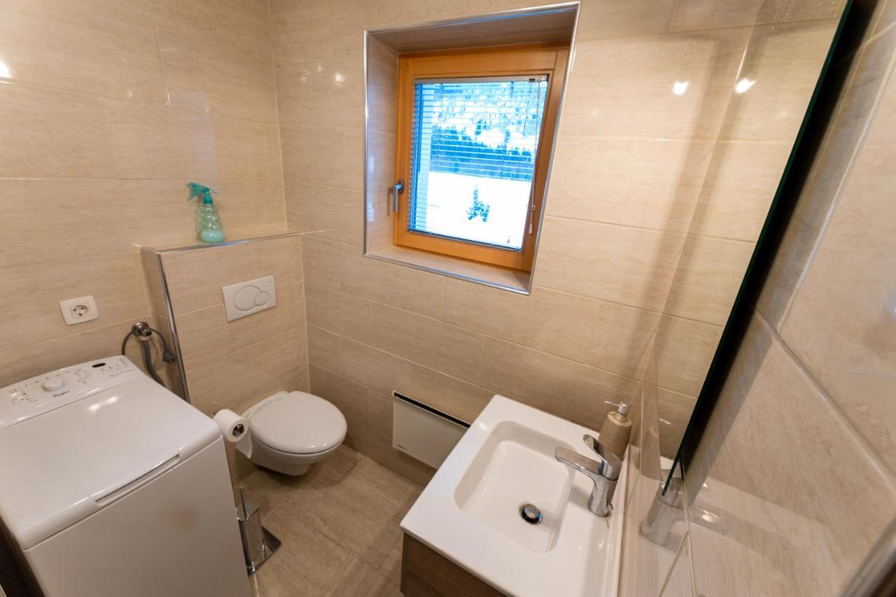 Apartma Lana Mojstrana Εξωτερικό φωτογραφία