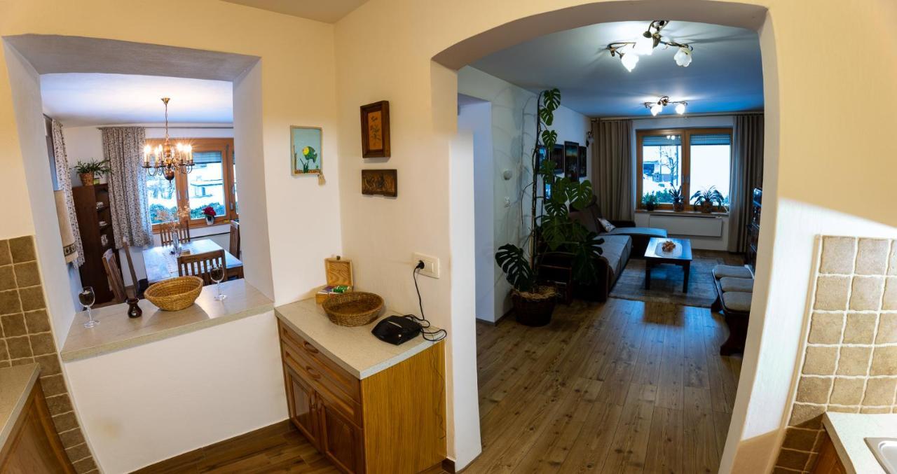 Apartma Lana Mojstrana Εξωτερικό φωτογραφία