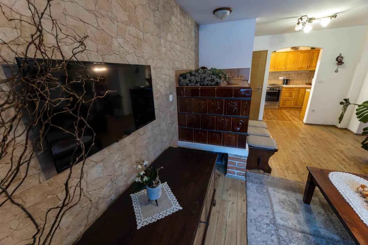 Apartma Lana Mojstrana Εξωτερικό φωτογραφία