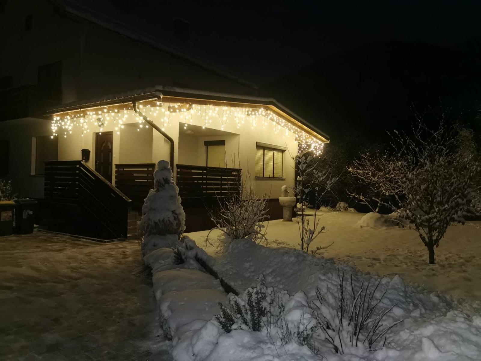 Apartma Lana Mojstrana Εξωτερικό φωτογραφία